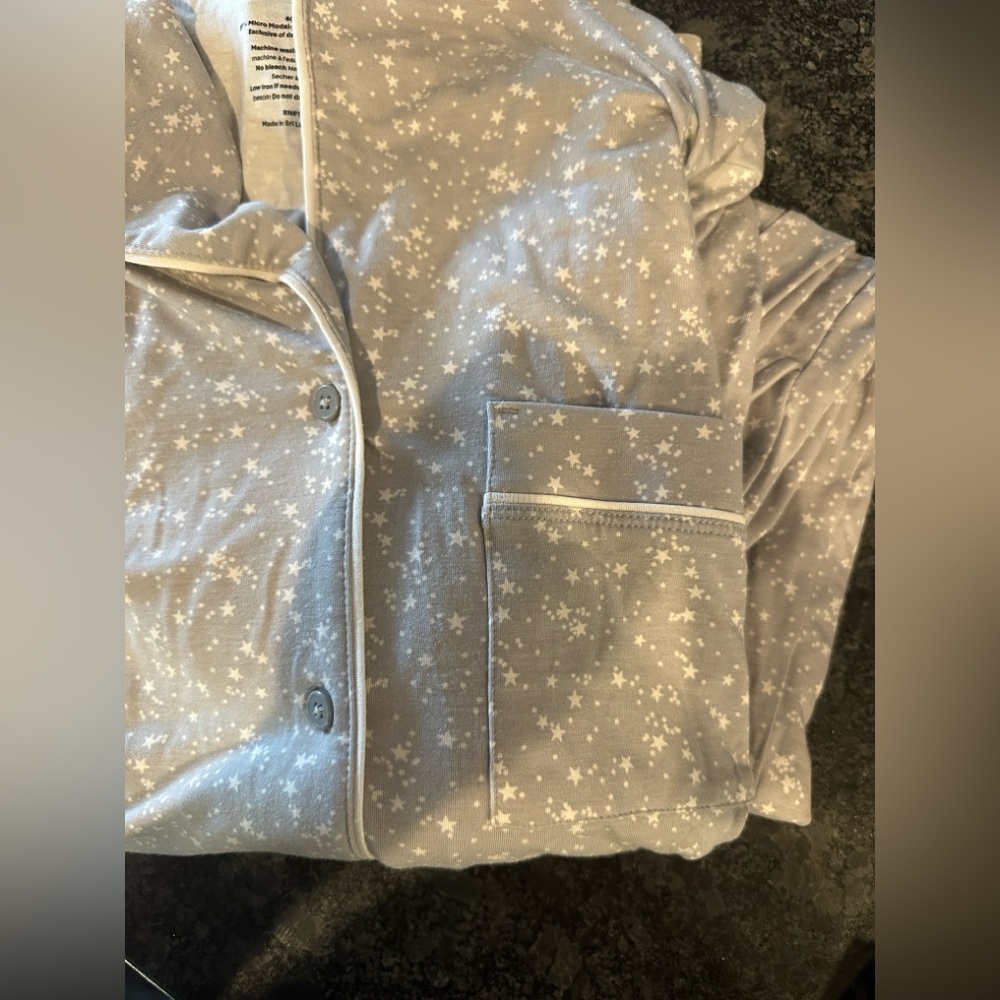 Tommy John Gray Star Print Pajama Top